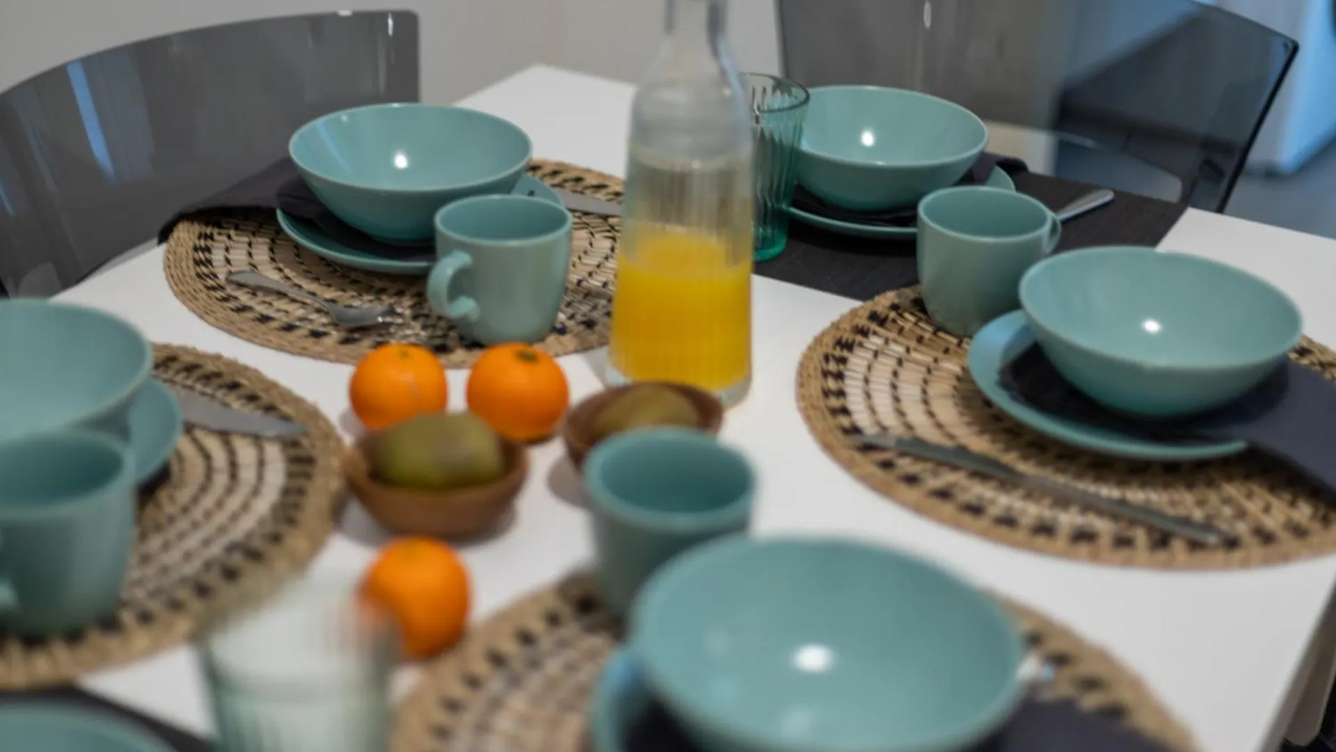 Apartment Stayeasy Quadronno33 - 3 Bedrooms, 2 Baths - Duomo Walking Distance Milan Italy